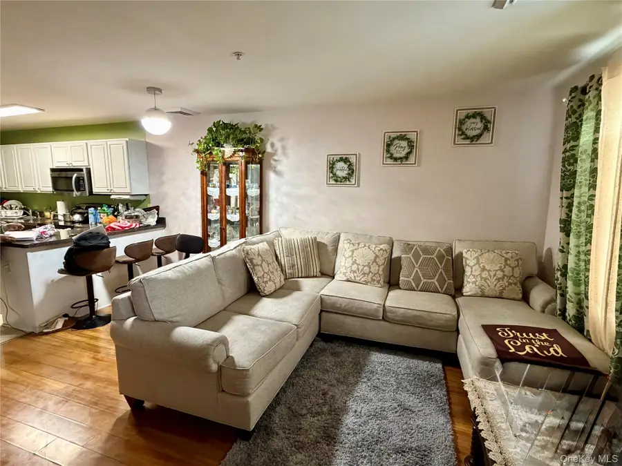 203 Willow Lane, Valley Stream, NY 11580 - #2