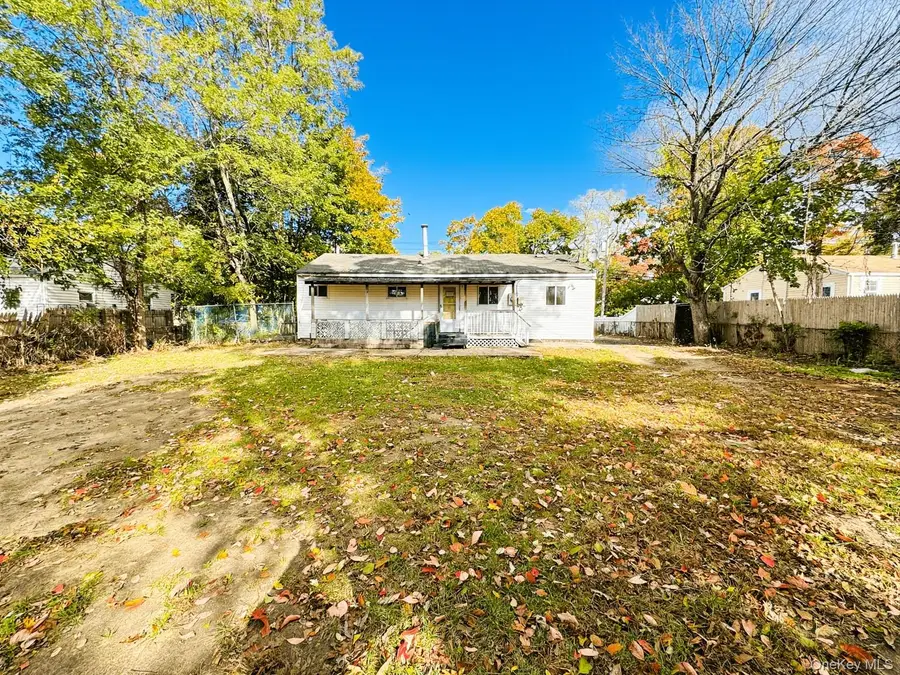 108 Suffolk Avenue, Brentwood, NY 11717 - #3