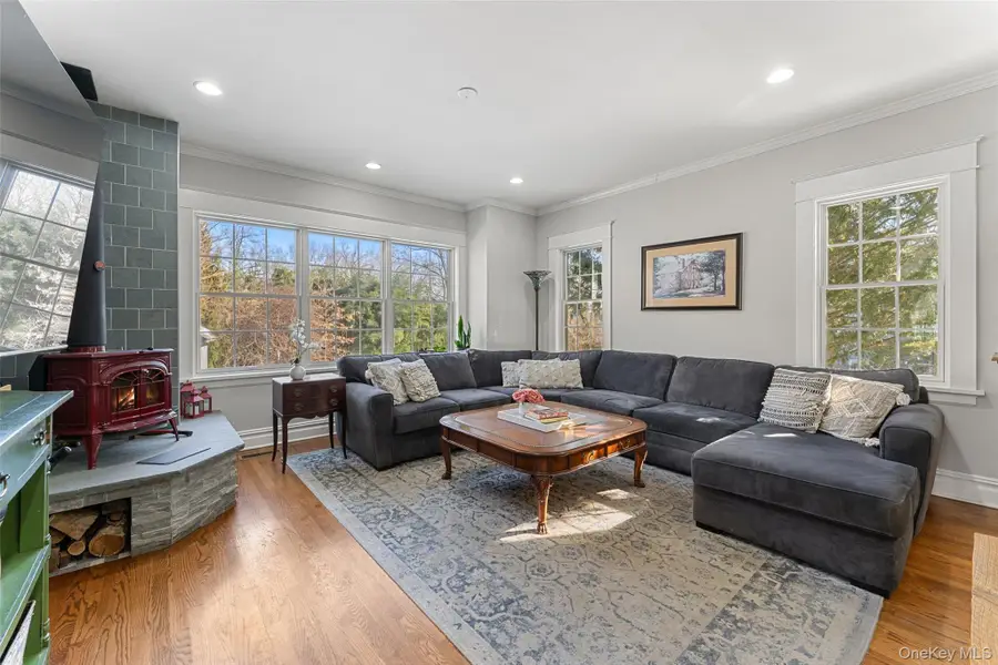 12 Swarthmore Road, Scarsdale, NY 10583 - #3