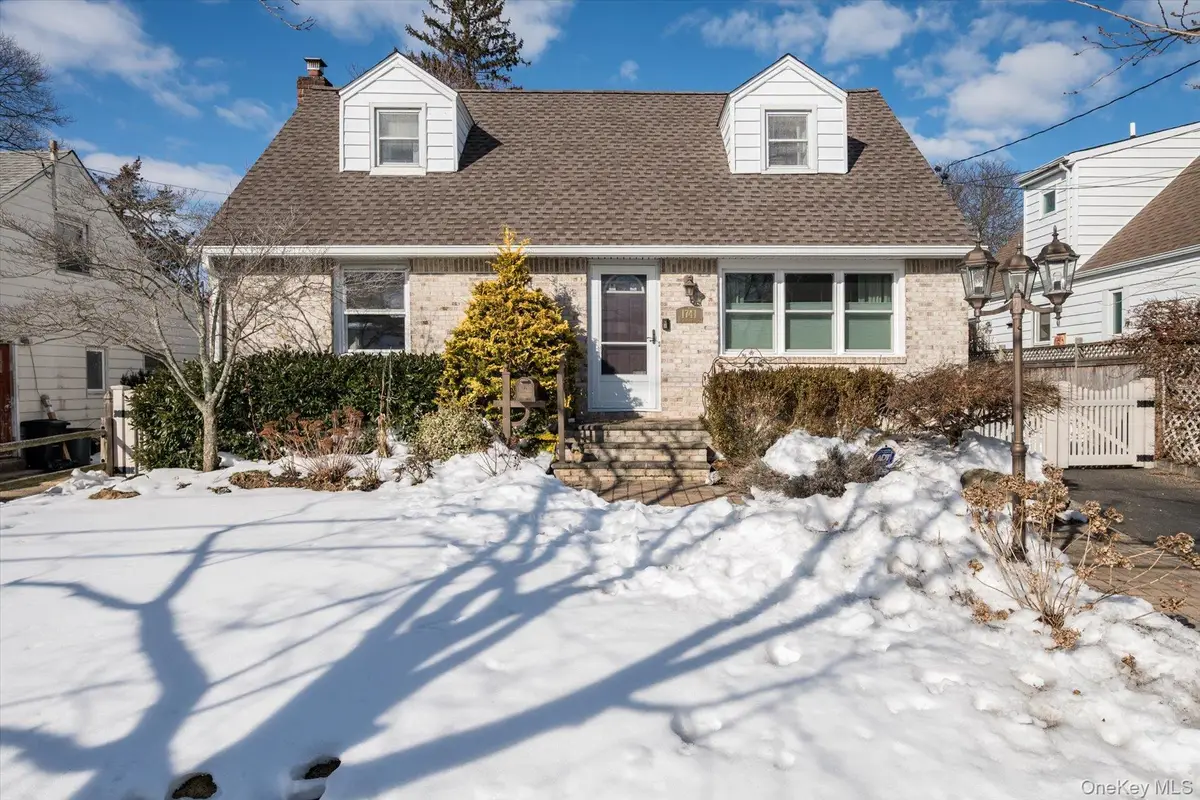 1741 Bushwick Avenue, Merrick, NY 11566 - #1