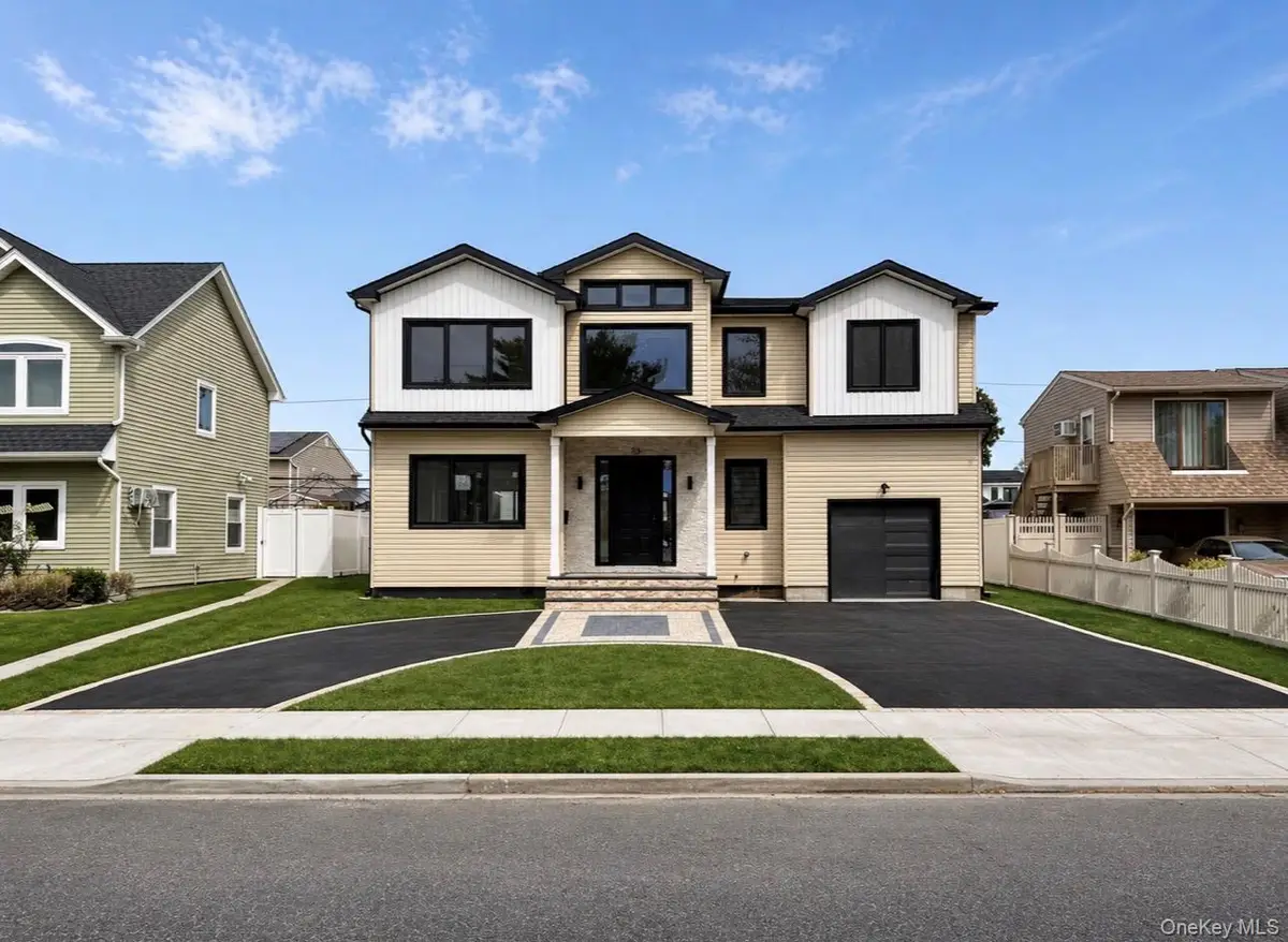 53 Blackbird Lane, Levittown, NY 11756 - #1