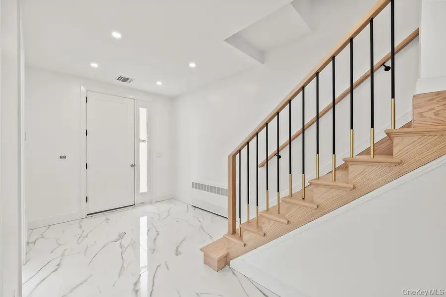 12 Sherman Drive #202, Spring Valley, NY 10977 - #3