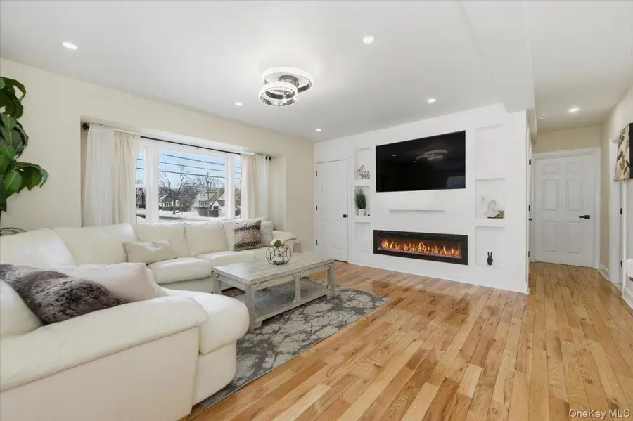 66 Elm Street, Valley Stream, NY 11580 - #3