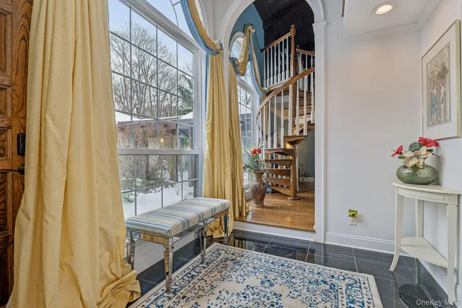 37 Bridle Path, Nissequogue, NY 11780 - #3