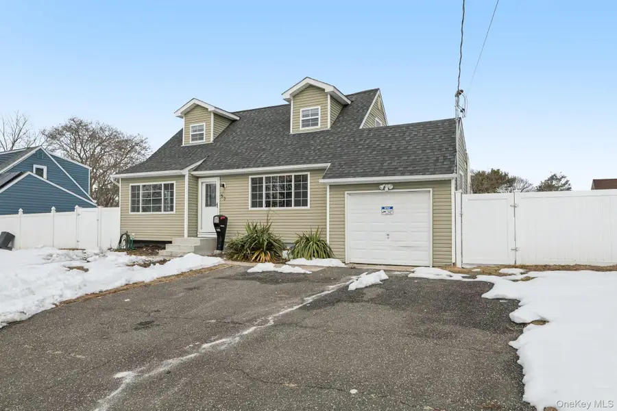 53 Hickory Street, Central Islip, NY 11722 - #2