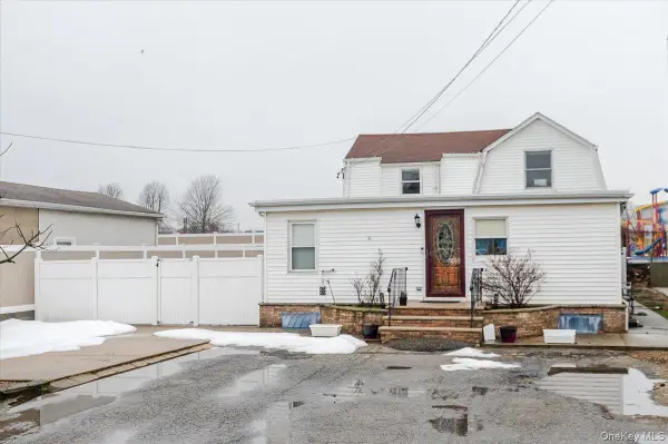 227 Doughty Boulevard, Inwood, NY 11096