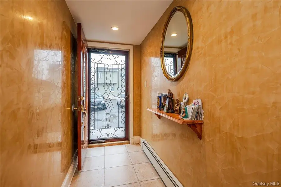 227 Doughty Boulevard, Inwood, NY 11096 - #2