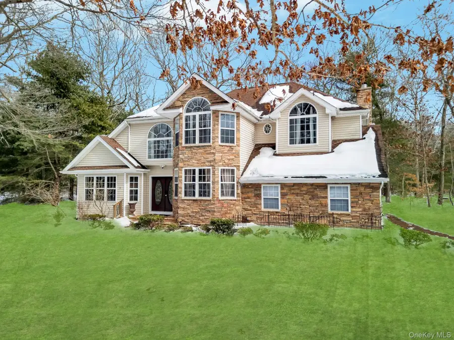 18 Darcy Avenue, Manorville, NY 11949 - #3