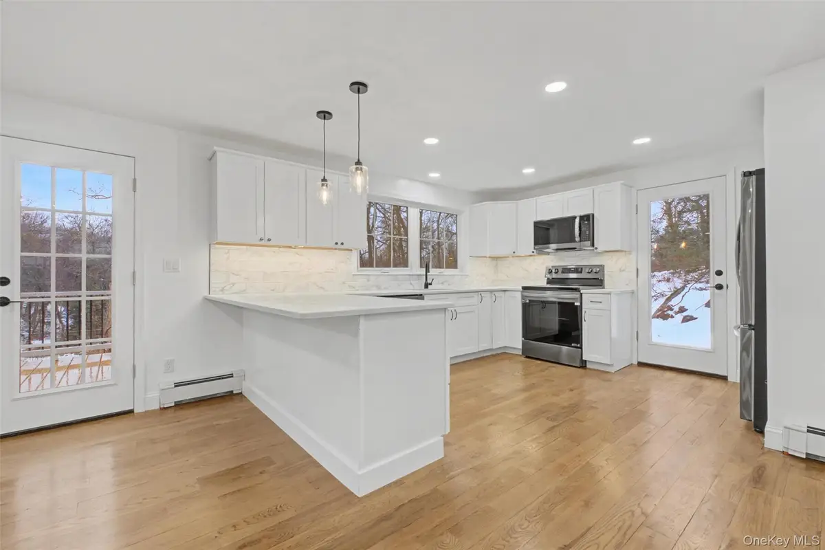 16 Cold Spring Road, Putnam Valley, NY 10579 - #1