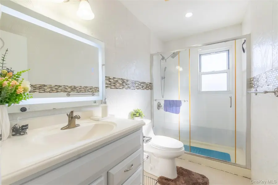 25708 147th Avenue, Rosedale, NY 11422 - #3