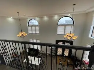 49-20 167th St, Fresh Meadows, NY 11365 - #2