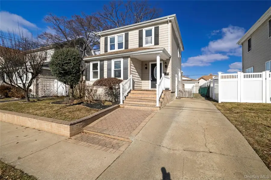 101 Harris Avenue, Freeport, NY 11520 - #2