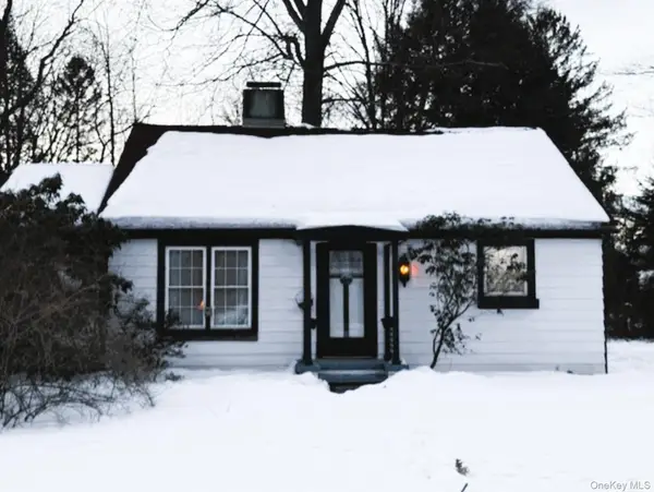 10 Phillips Street, Red Hook, NY 12571