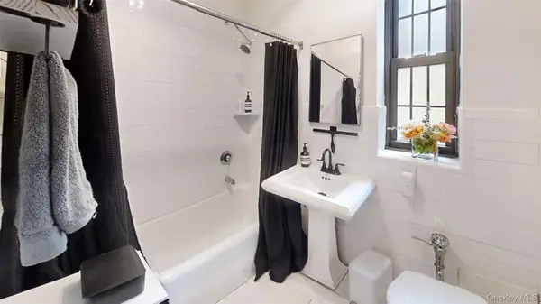 105 Garth Road #4k, Scarsdale, NY 10583