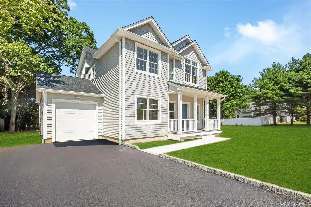 510 Bayport Avenue, Bayport, NY 11705 - #1