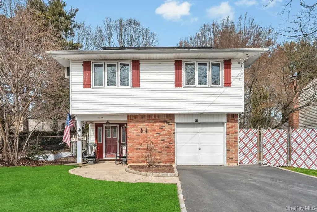 219 Bellerose Avenue, East Northport, NY 11731 - #1