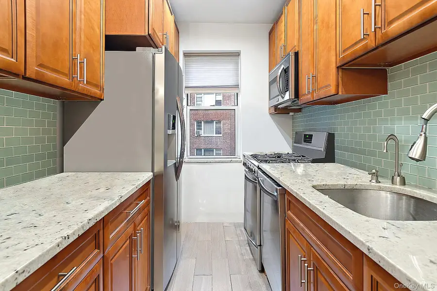 3850 Hudson Manor Terrace #3EW, Bronx, NY 10463 - #2