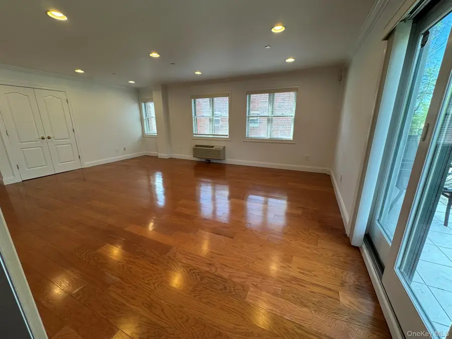 42-23 212 Street #3C, Bayside, NY 11361 - #2