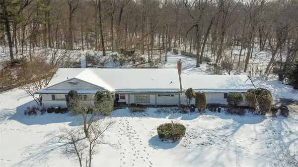 22 Wenwood Drive, Glen Head, NY 11545