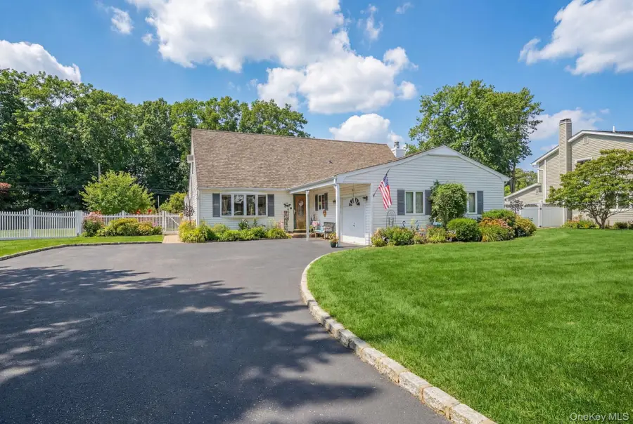 158 Spiral Road, Holtsville, NY 11742 - #2