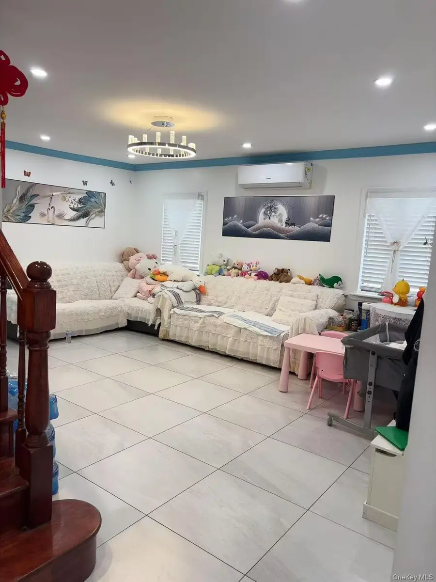 7547 193rd Street, Fresh Meadows, NY 11366 - #2