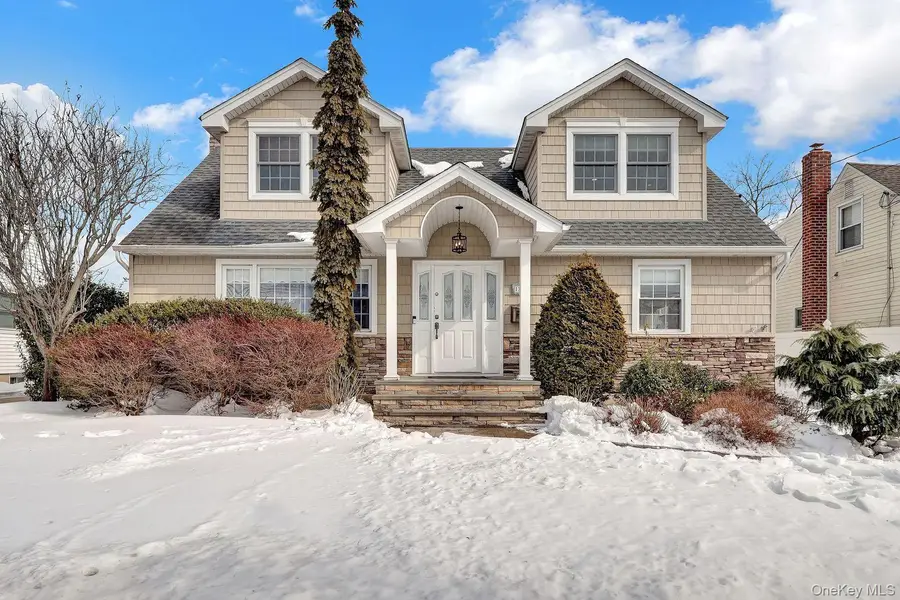 1315 Little Neck Avenue, North Bellmore, NY 11710 - #2