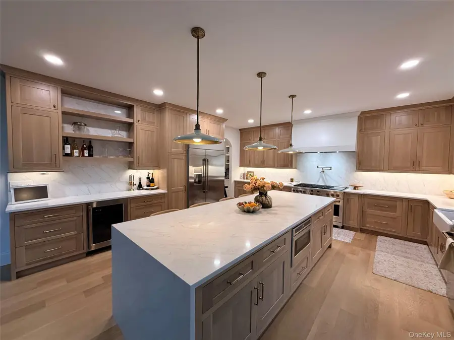 4 Roundhill Road, Hopewell Junction, NY 12533 - #2