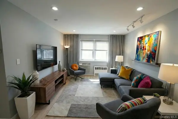 66-92 Selfridge Street #5B, Forest Hills, NY 11375