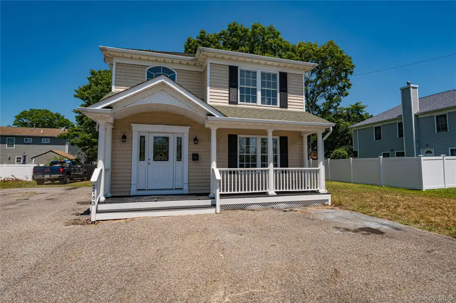 2163 Sunrise Highway, Islip, NY 11751 - #2
