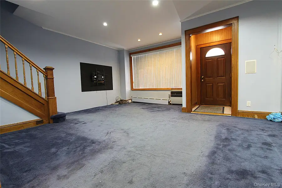 65-09 77th Place, Middle Village, NY 11379 - #3