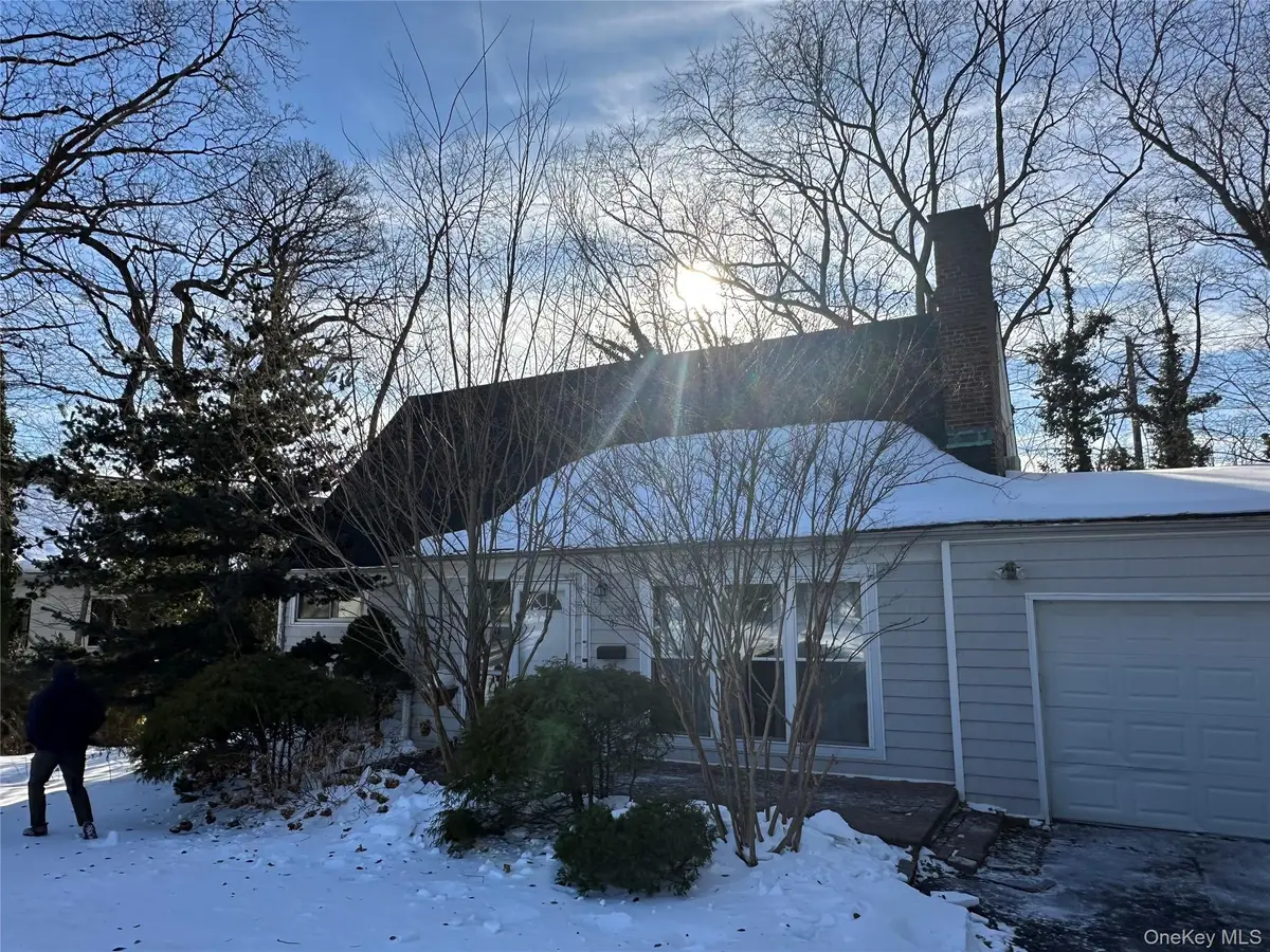 67 Knollwood Road, Roslyn, NY 11576 - #1