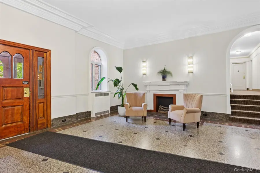 111-39 76th Road #D8, Forest Hills, NY 11375 - #2