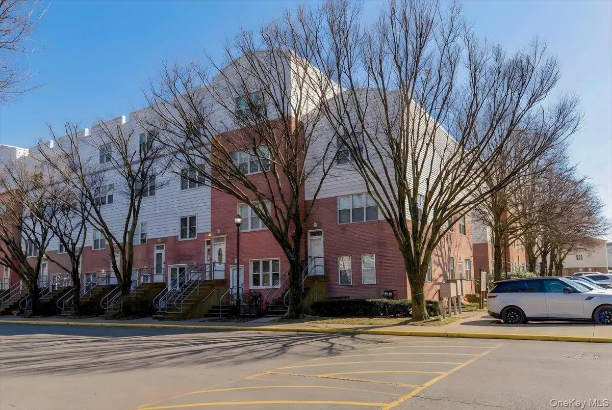 233 Sunset Boulevard, Bronx, NY 10473 - #1