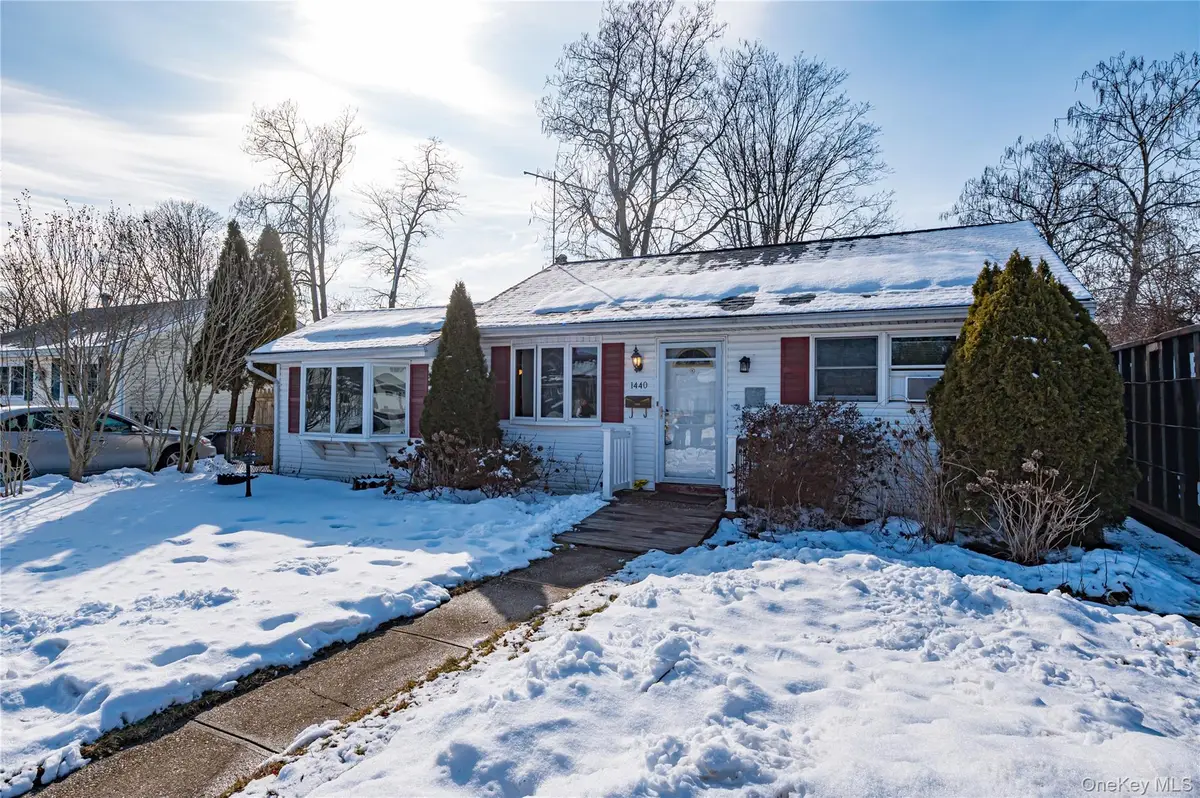 1440 Lombardy Boulevard, Bay Shore, NY 11706 - #1