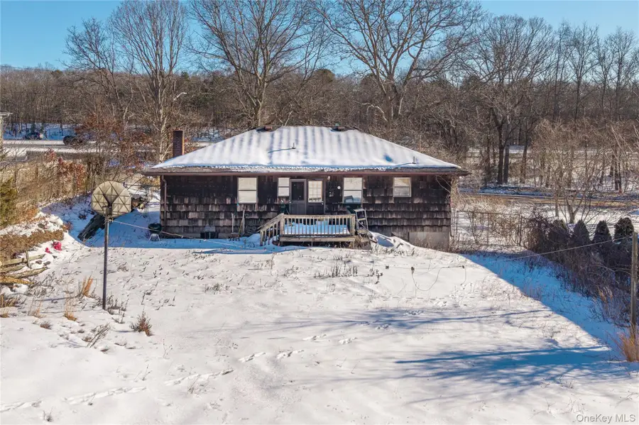 42 Victory Avenue, Shirley, NY 11967 - #2