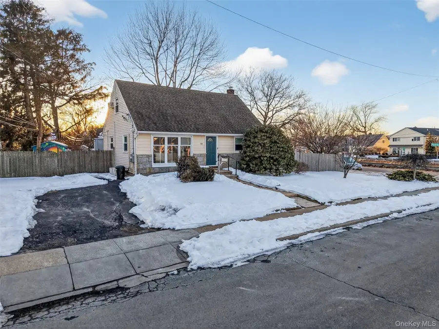 59 Holly Road, Hewlett, NY 11557 - #2