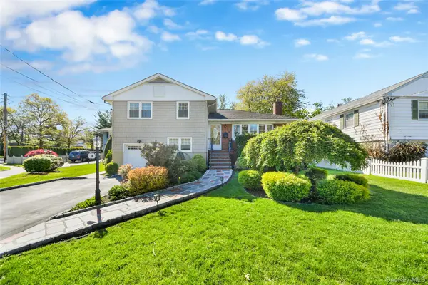 39 Harding Drive, New Rochelle, NY 10801