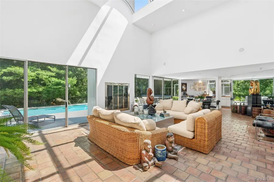 12 Lakewood Lane, Quogue, NY 11959 - #3