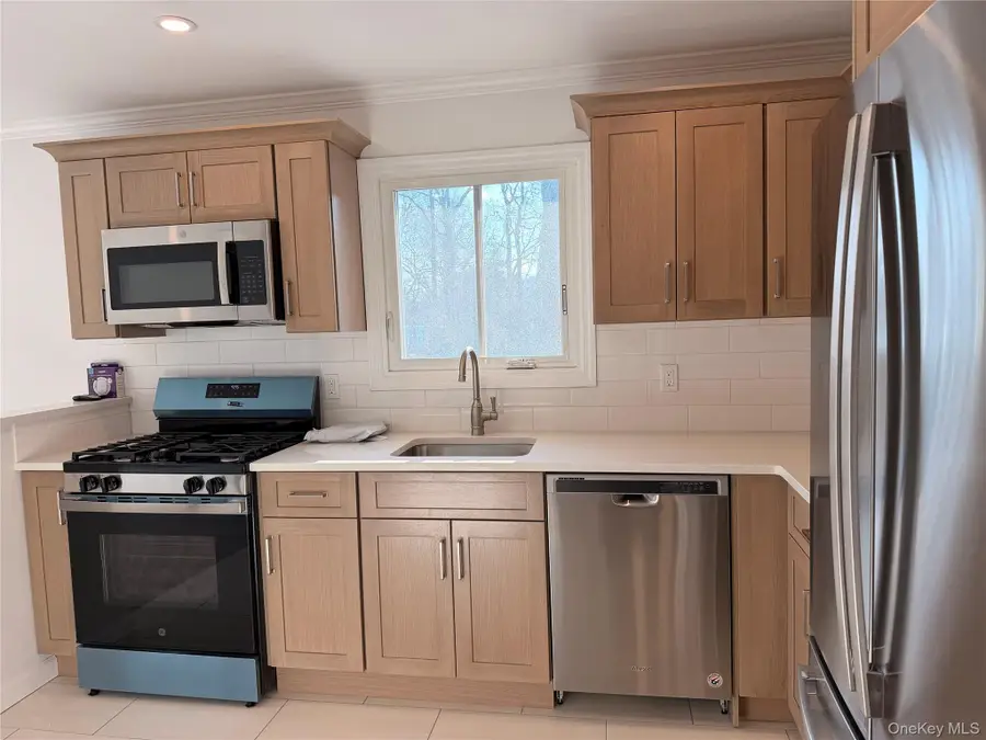 4 Walnut Street #A11, Rye, NY 10580 - #2