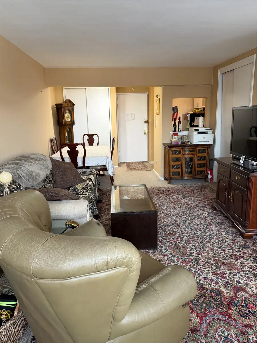 241-20 Northern Boulevard #4A, Douglaston, NY 11362 - #3