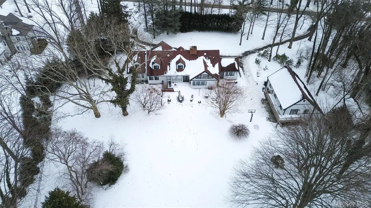 19 Frost Creek Drive, Lattingtown, NY 11560 - #1