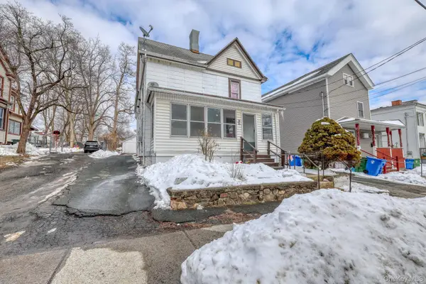 16 Liberty Street, Middletown, NY 10940