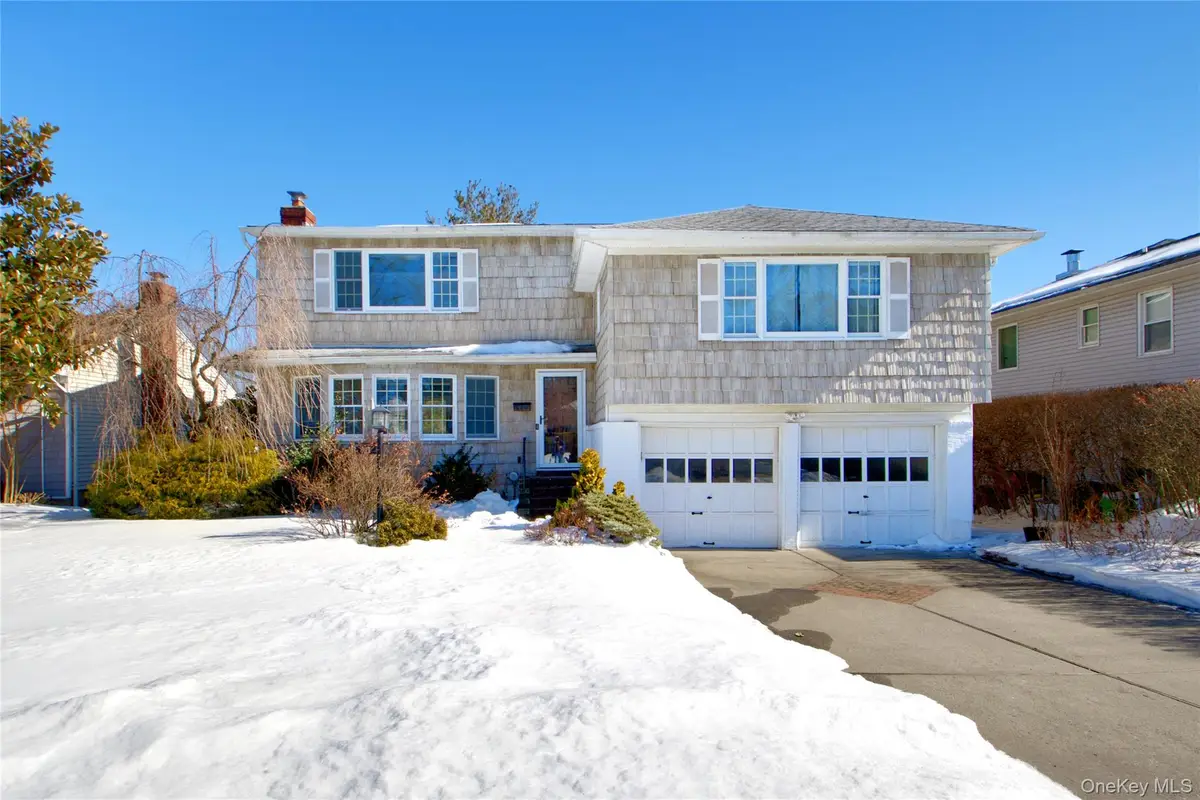 107 Hayes Street, Garden City, NY 11530 - #1