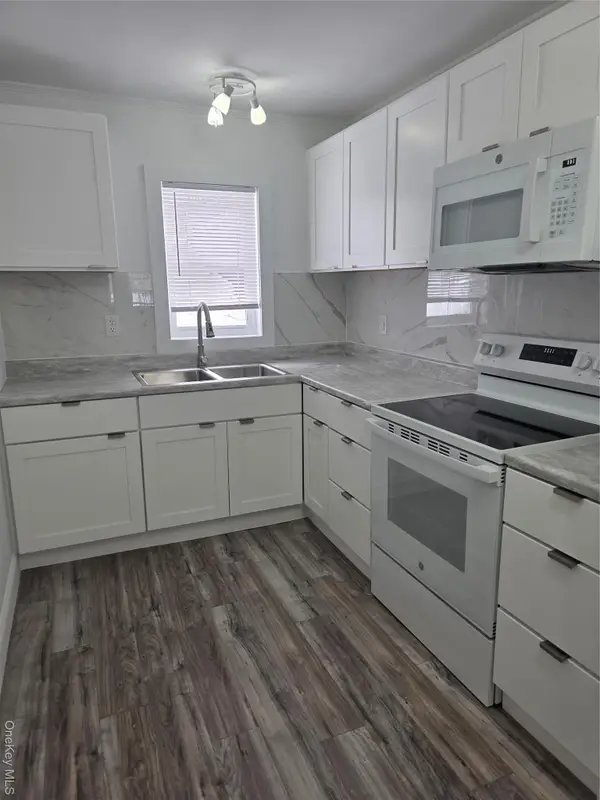 1 Huguenot Street #44, New Paltz, NY 12561