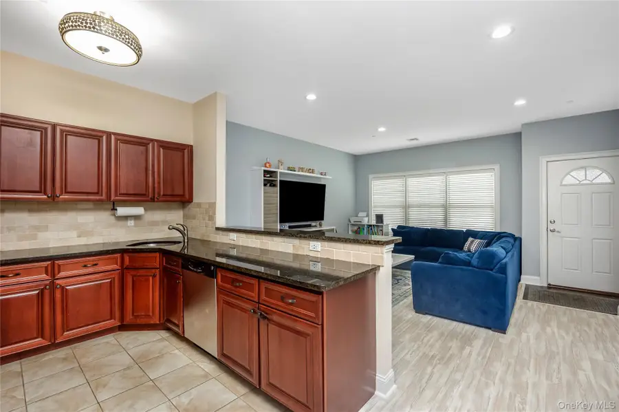 116 Stewart Avenue #B, Bethpage, NY 11714 - #2