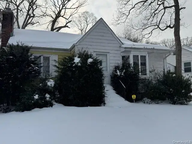 11 Birch Drive, Huntington Station, NY 11746 - #1