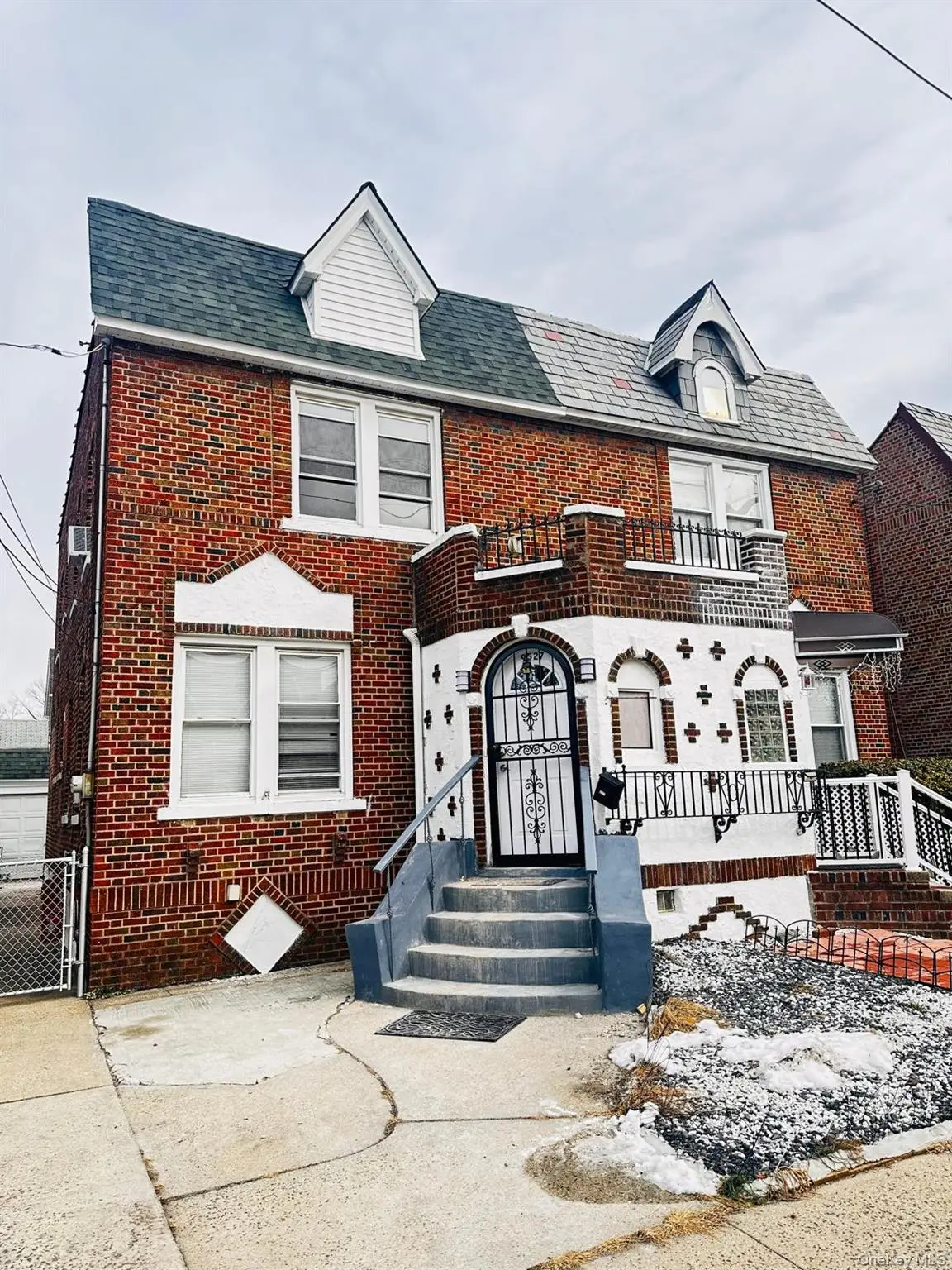 95-27 239th Street, Floral Park, NY 11001 - #1