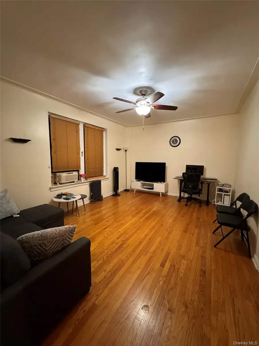 62-64 Saunders Street #2D, Rego Park, NY 11374 - #2