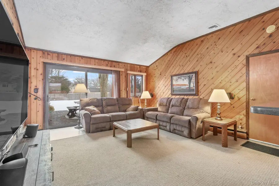 15 Thadford Street, East Northport, NY 11731 - #3