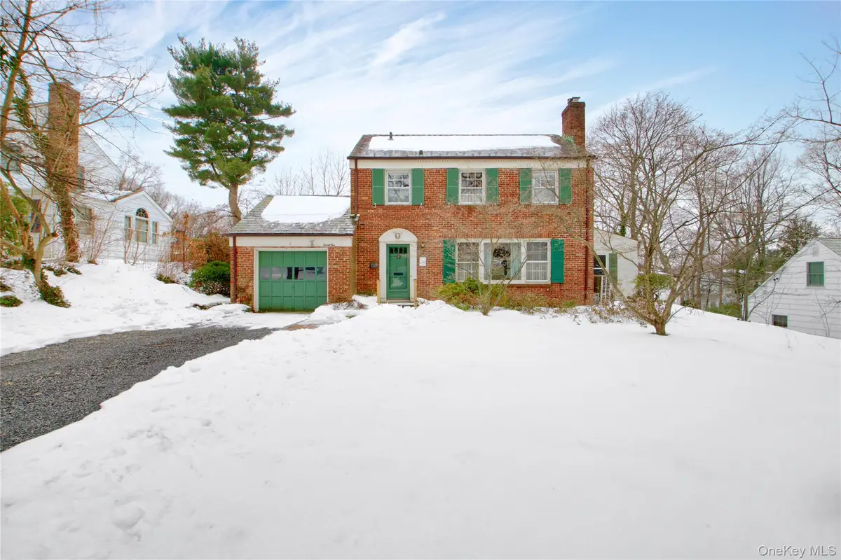 24 Orchard Farm Road, Port Washington, NY 11050 - #1